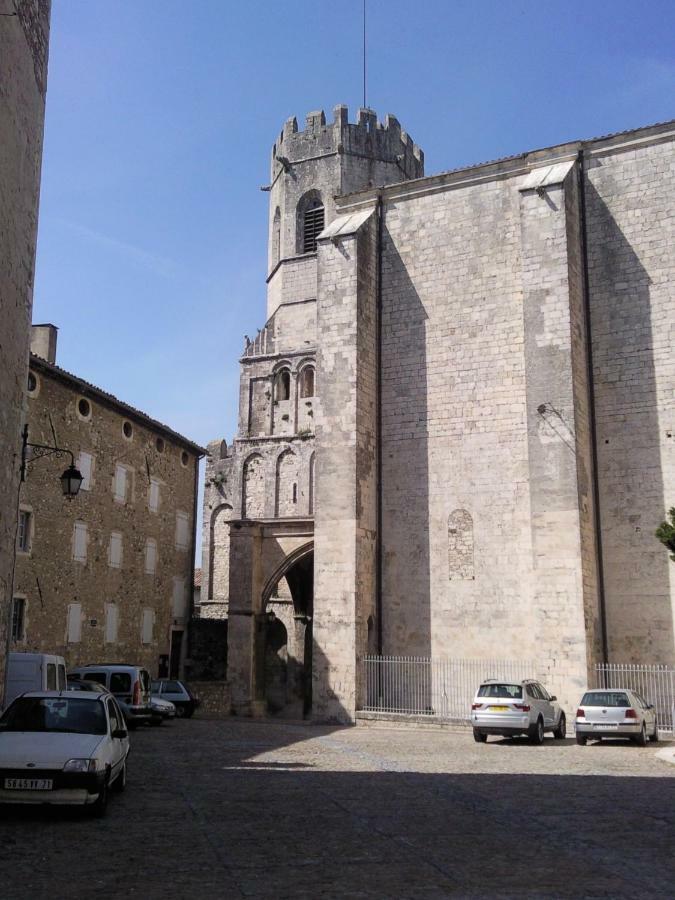 Studio Au Coeur De Viviers Exterior foto